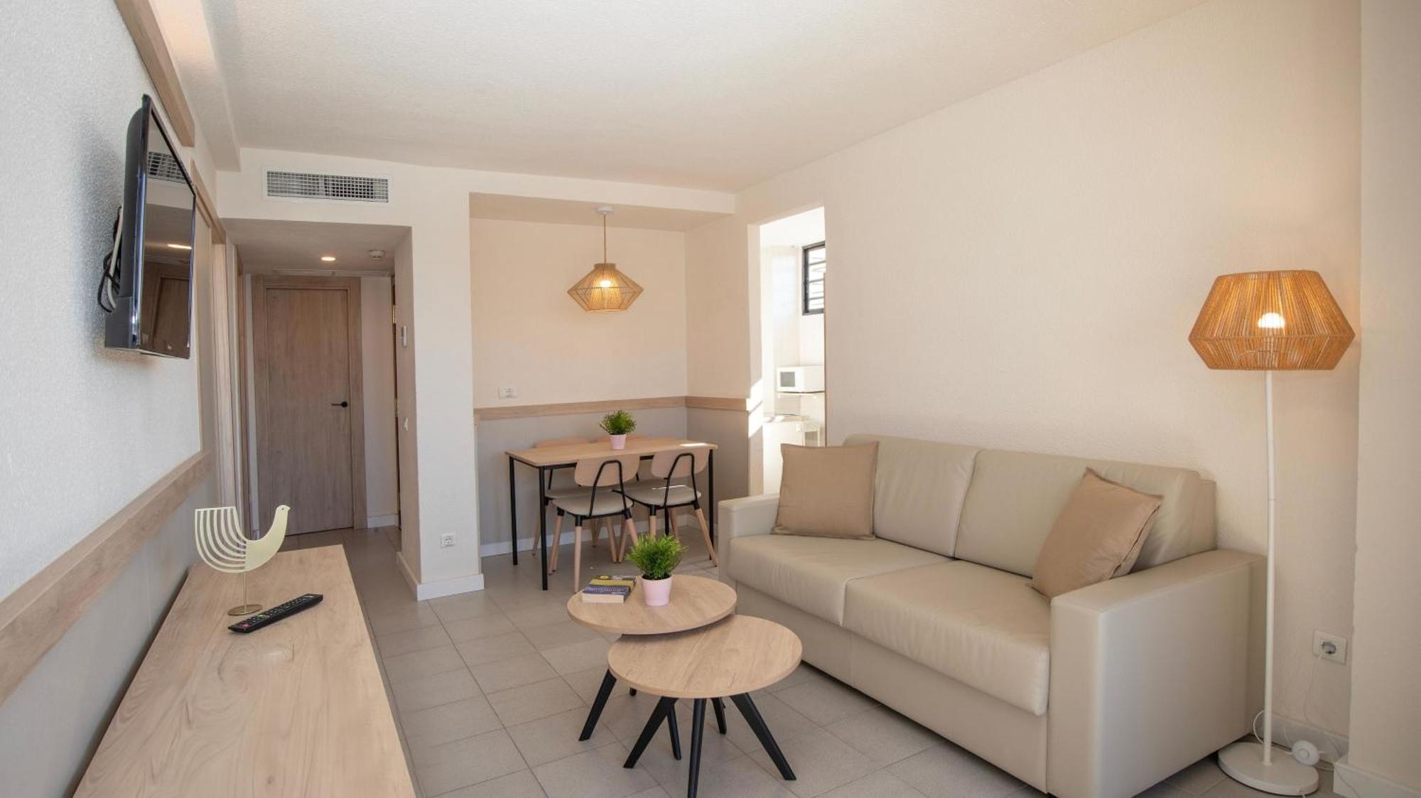 Dynastic Rooms Apartments Бенидорм Экстерьер фото