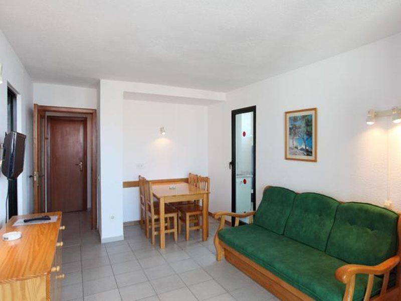 Dynastic Rooms Apartments Бенидорм Экстерьер фото